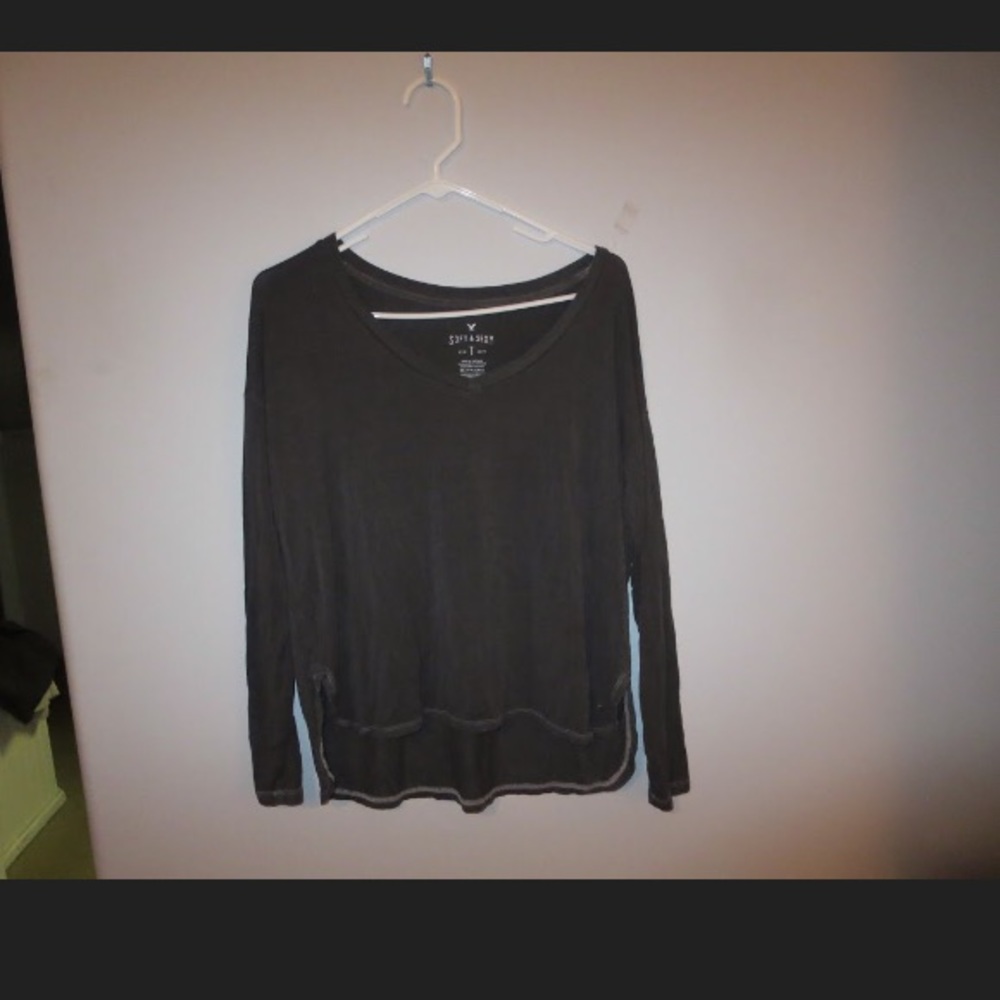 Soft and sexy American eagle grey long sleeve